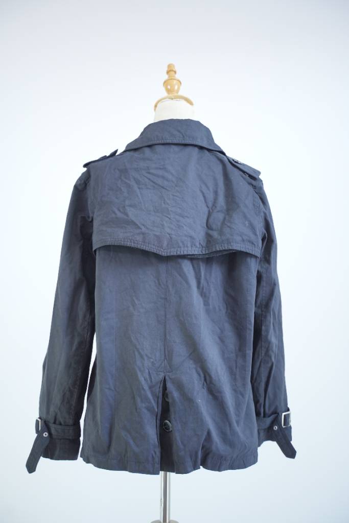 Black Damo outdoor jacket for women Antidote Thrift Store in Kathmandu